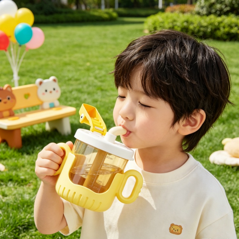 Baby Food Hipp - Cartoon-Krokodil Kindertrinkbecher mit Griff und Skala.
